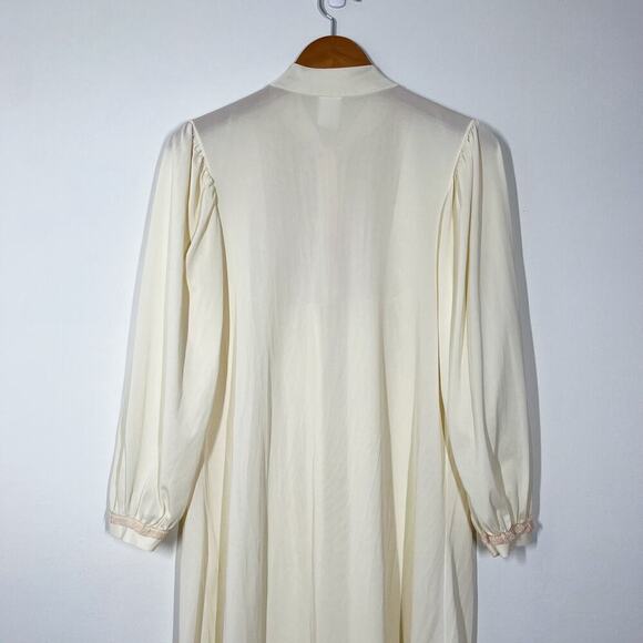 Vintage Perfect Form Full Nightgown Ivory Laced Button Down Long Sleeves Sz SM - Picture 8 of 10